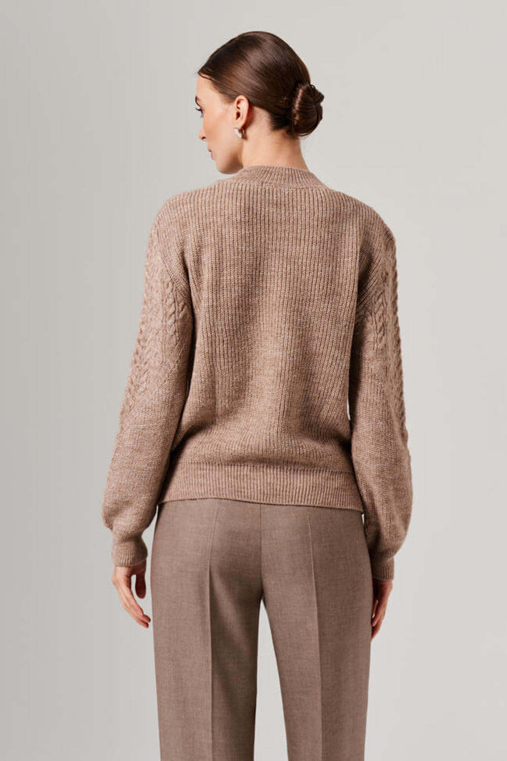 23094 Джемпер женский (бежево-серый)