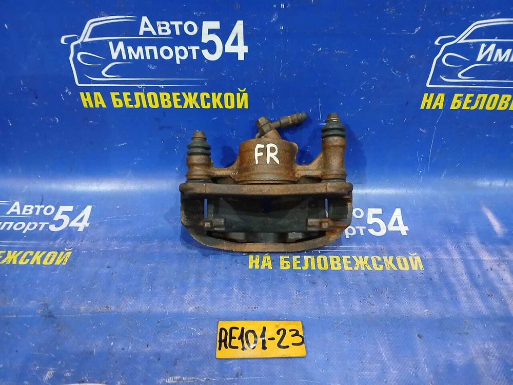 Суппорт тормозной передний правый TOYOTA CERES 1992