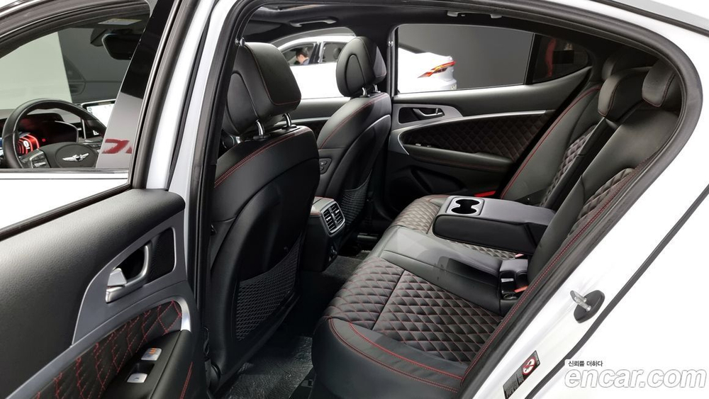 Genesis G70 3.3T Sports AWD (12.2019)