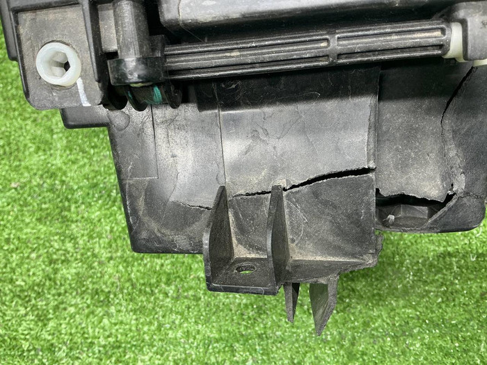 Битая Фара правая Jetour Dashing (2022-н.в.) LED