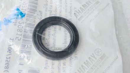 93102-20815. OIL SEAL. Yamaha