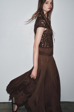 ZARA ДЛИННОЕ ПЛАТЬЕ ИЗ ВИСКОЗЫ, ШОКОЛАДНО-КОРИЧНЕВЫЙ