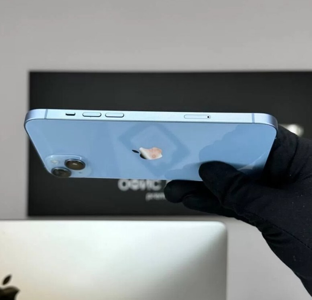 iPhone 14, 256 ГБ б/у
