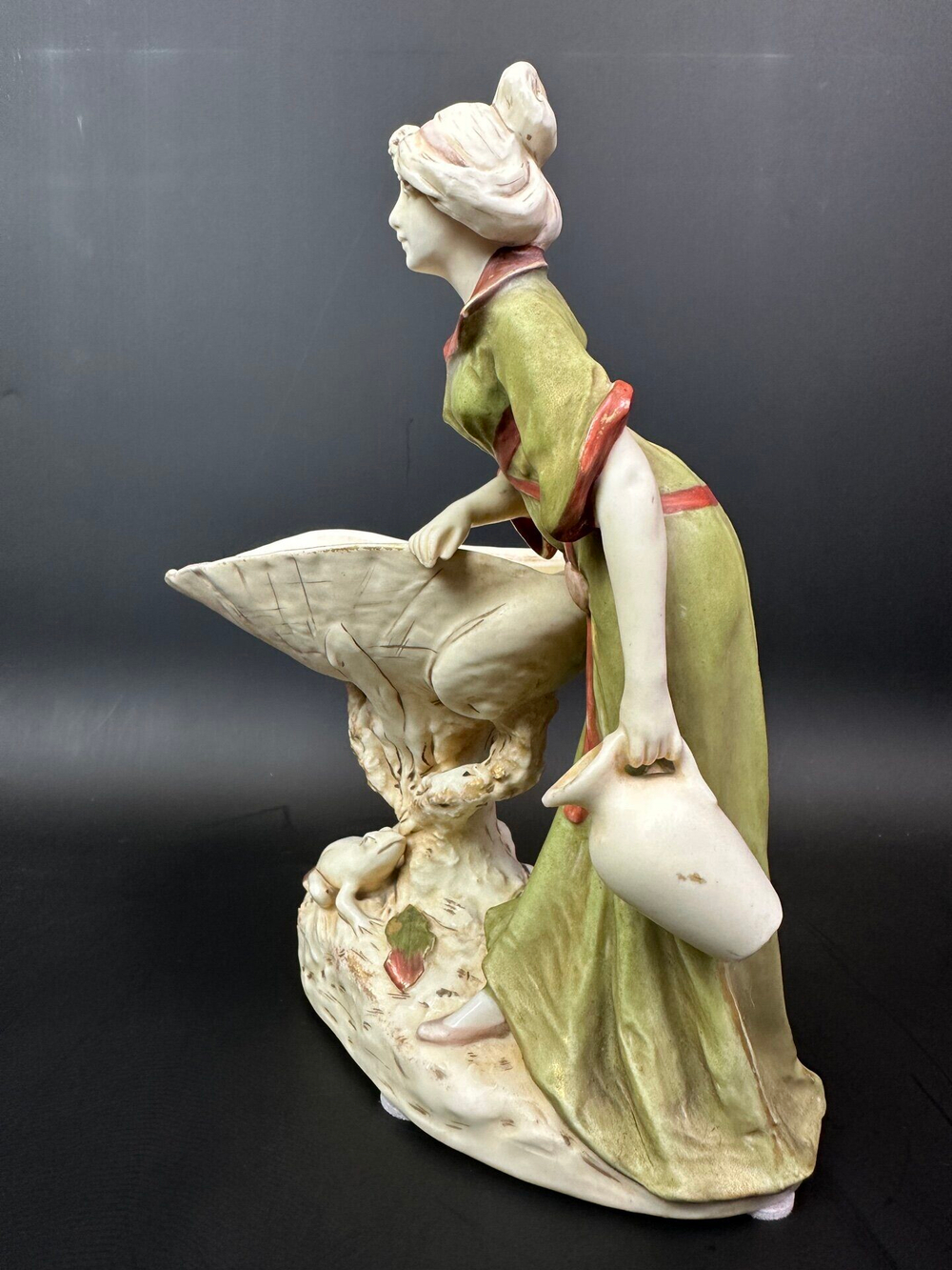 Ваза-конфетница в стиле Ар-Нуво