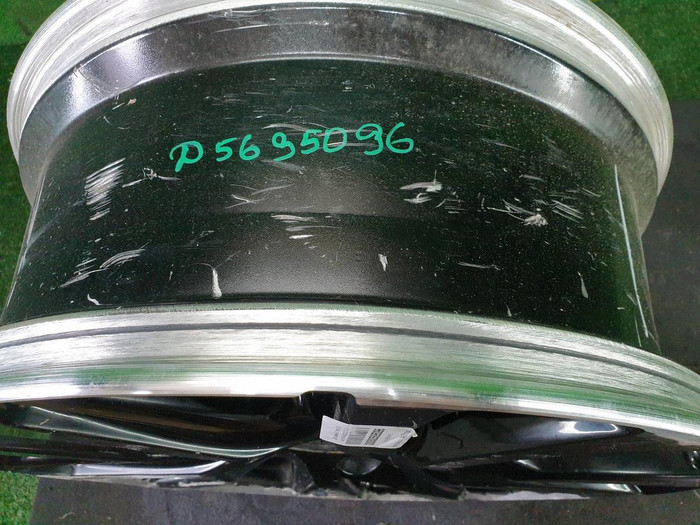 Диск кованый R21 Lexus LX 3 (15-23) Black vision