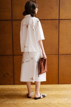 Рубашка с цветочной перфорированной вышивкой 