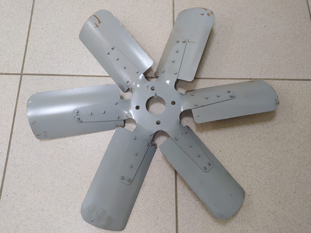 Крыльчатка вентилятора в сборе 238Н-1308012