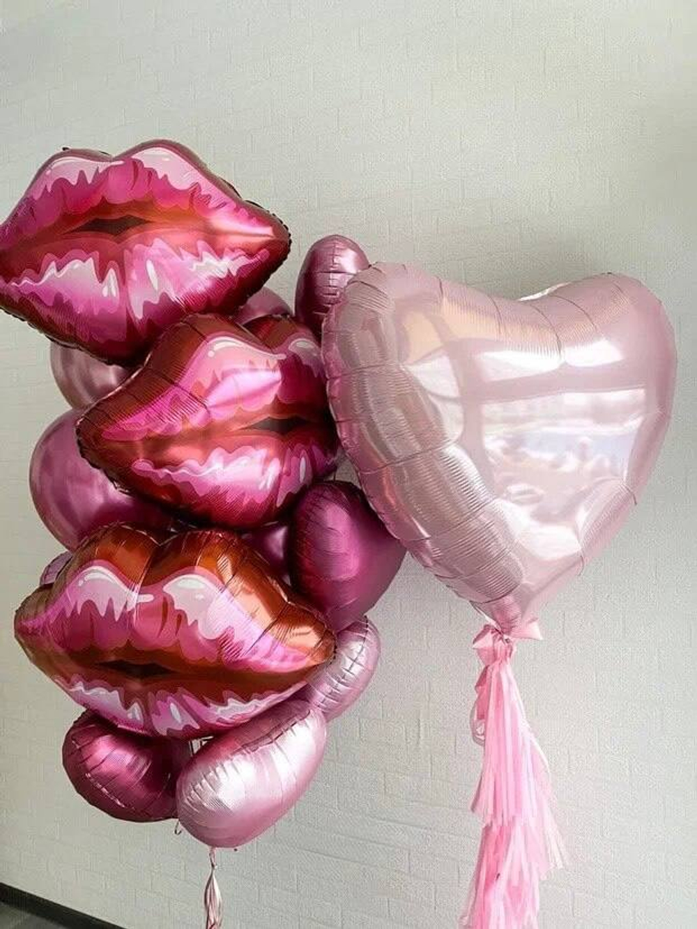 Сет шаров «Бакс Банни и поцелуй»