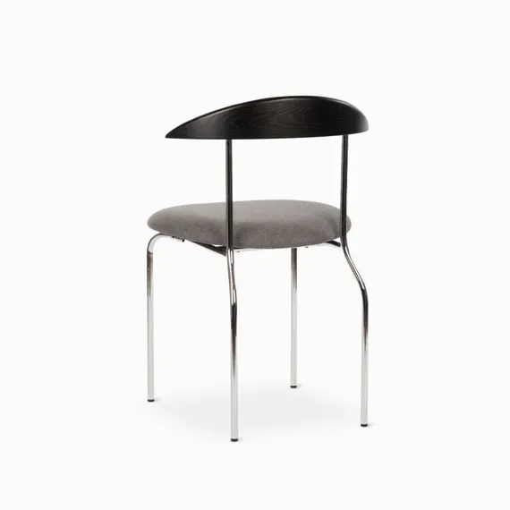 Стул Pegaso с серой обивкой