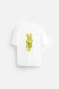 ZARA ФУТБОЛКА С КОНТРАСТНЫМ ПРИНТОМ, ЖЕЛТОВАТО-БЕЛЫЙ