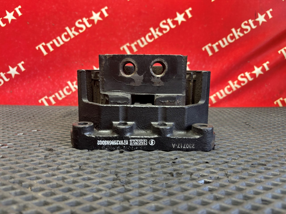 Подушка двигателя задняя 2023г.