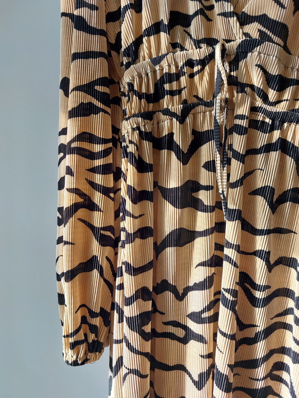 Платье Zara