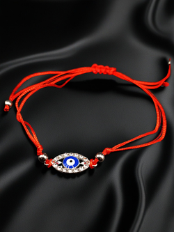 Красная нить Глаз Фатимы