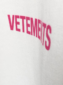 Футболка Vetements