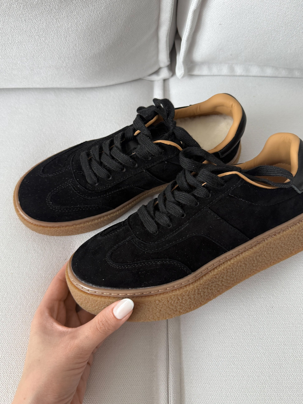 Кеды из натуральной замши