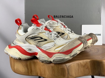 Balenciaga Cargo Sneaker Worn-Out - Beige Red