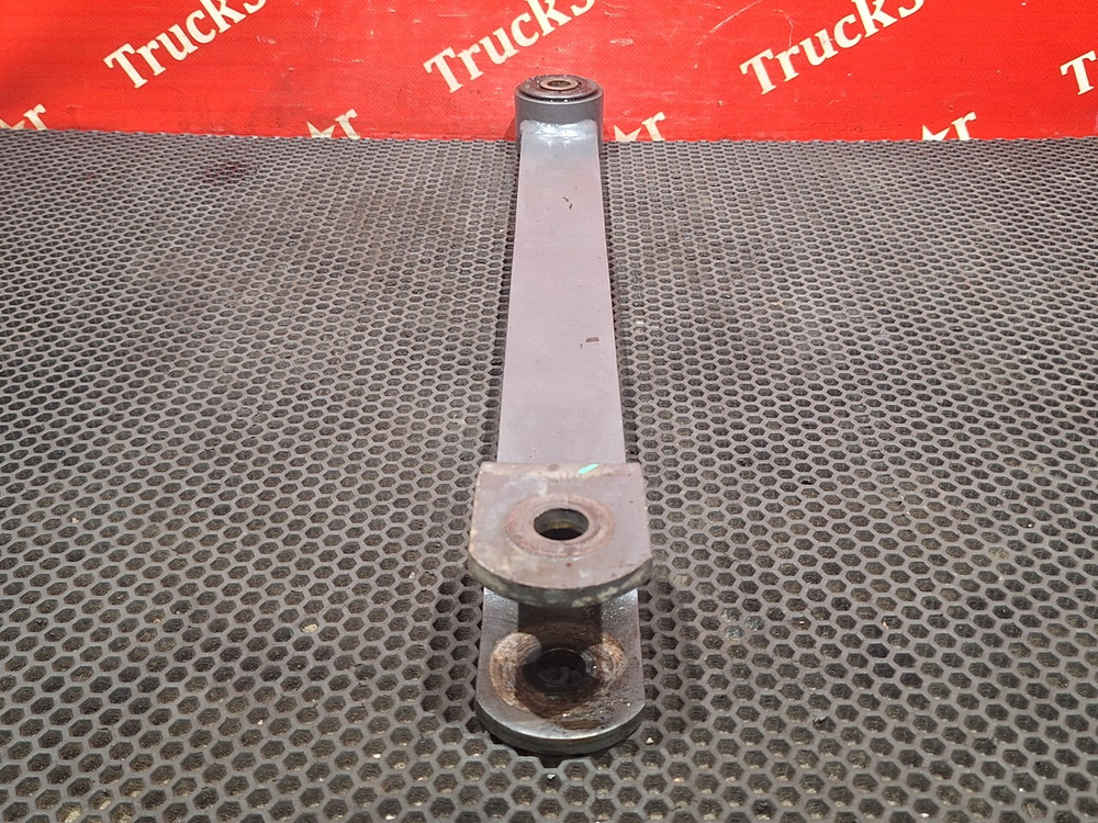 Стойка переднего стабилизатора 2018г