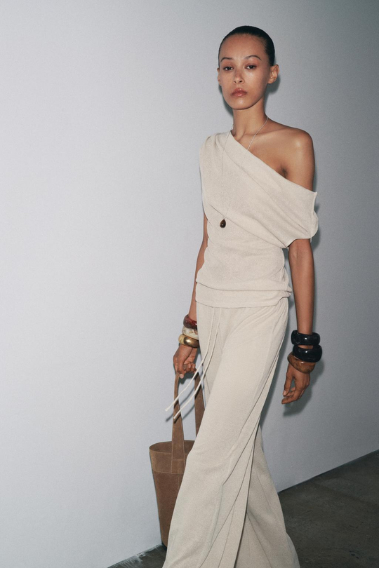 ZARA ТОП АСИММЕТРИЧНОГО КРОЯ ИЗ ТРИКОТАЖА, ПЕСОЧНЫЙ