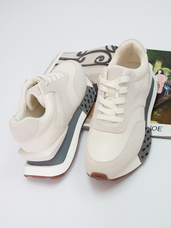 Кроссовки женские демисезонные