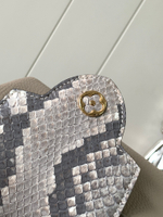 Louis Vuitton Capucines Mini