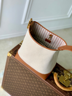 Louis Vuitton Low Key Hobo PM
