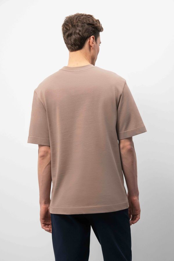 Футболка №5 кофейная - фото 2