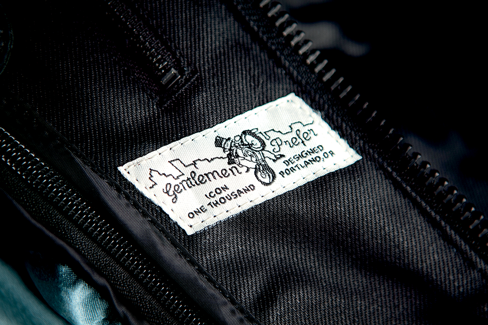 Мотокуртка - ICON 1000 BELTWAY (текстиль, черная)