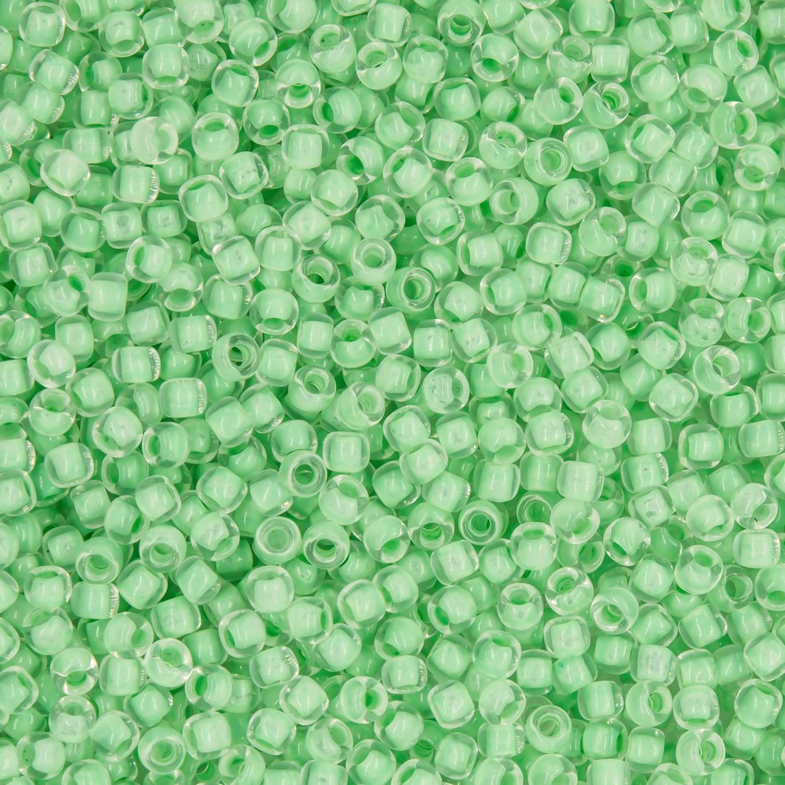 Японский бисер TOHO Round 11/0 (№975), окрашенный изнутри прозрачный