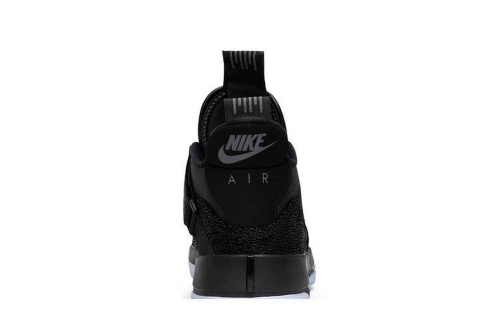 Кроссовки Air Jordan 33 Blackout
