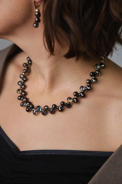 Колье "Деора" шоколадный чешский хрусталь, оттенок золото