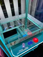 Призовой автомат Кран-машина «Парк кукол»