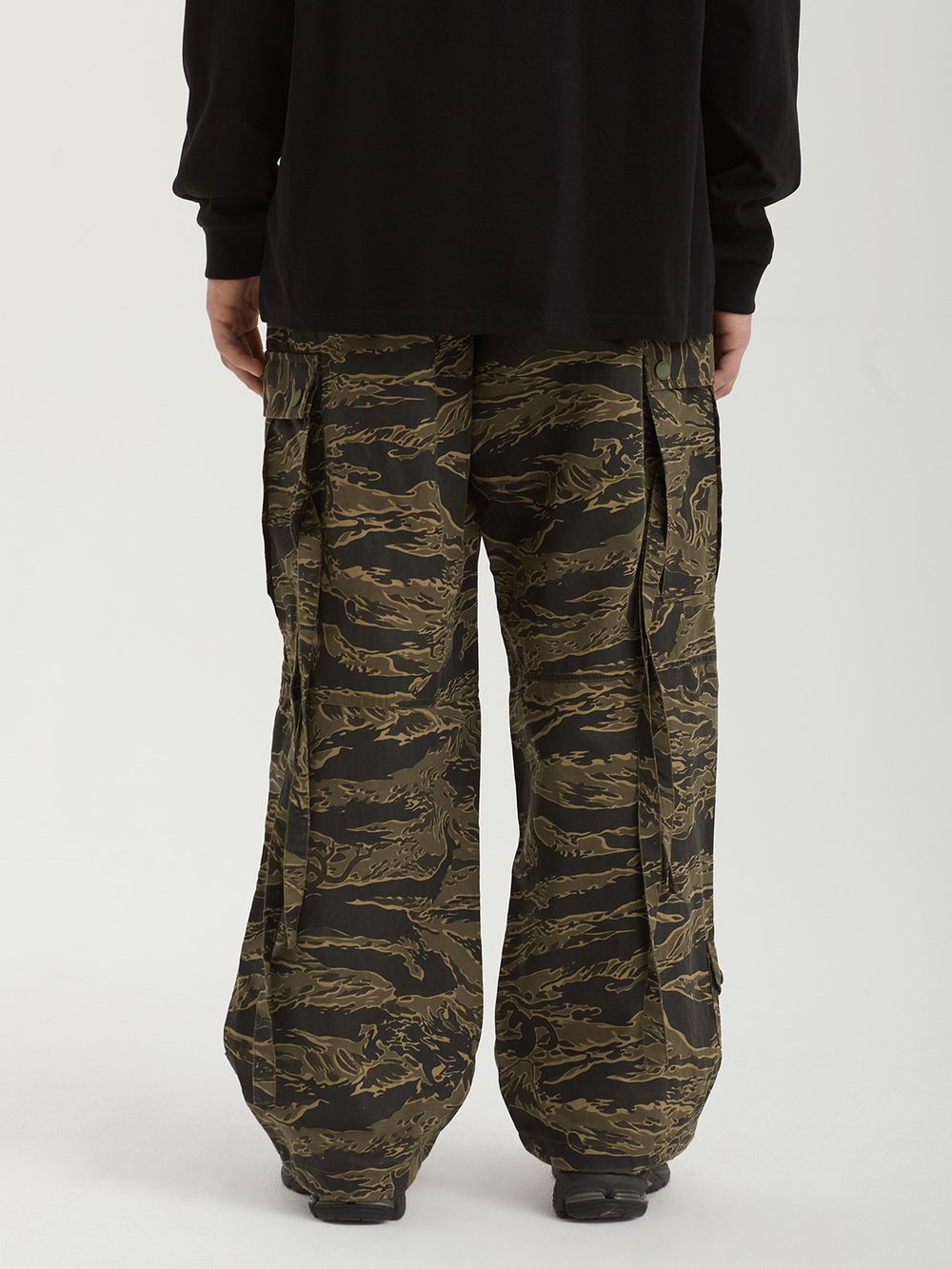 Мужские Брюки Bonsai Tigerstripe Loose