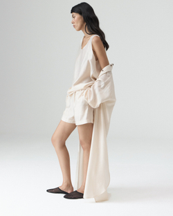 Топ удлинённый из батиста