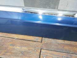 Накладка двери передней правой VW Touareg 3 18-нв Б/У Оригинал 760854940E