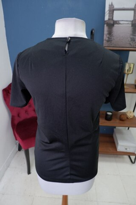 Футболка базовая с застежкой  46  размер