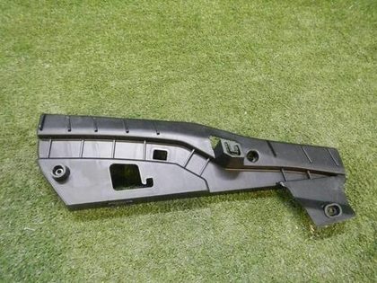 Кронштейн фары левый Chevrolet Camaro 6 (2018-н.в.)