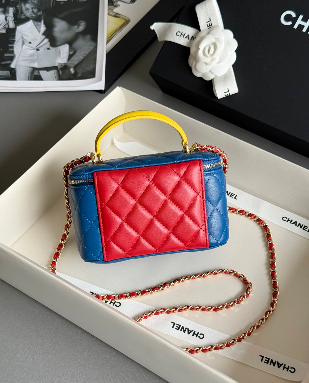 Chanel Long Vanity With Chain 16 cm