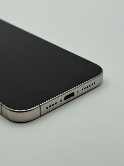 iPhone 15 Pro max 256gb Natural