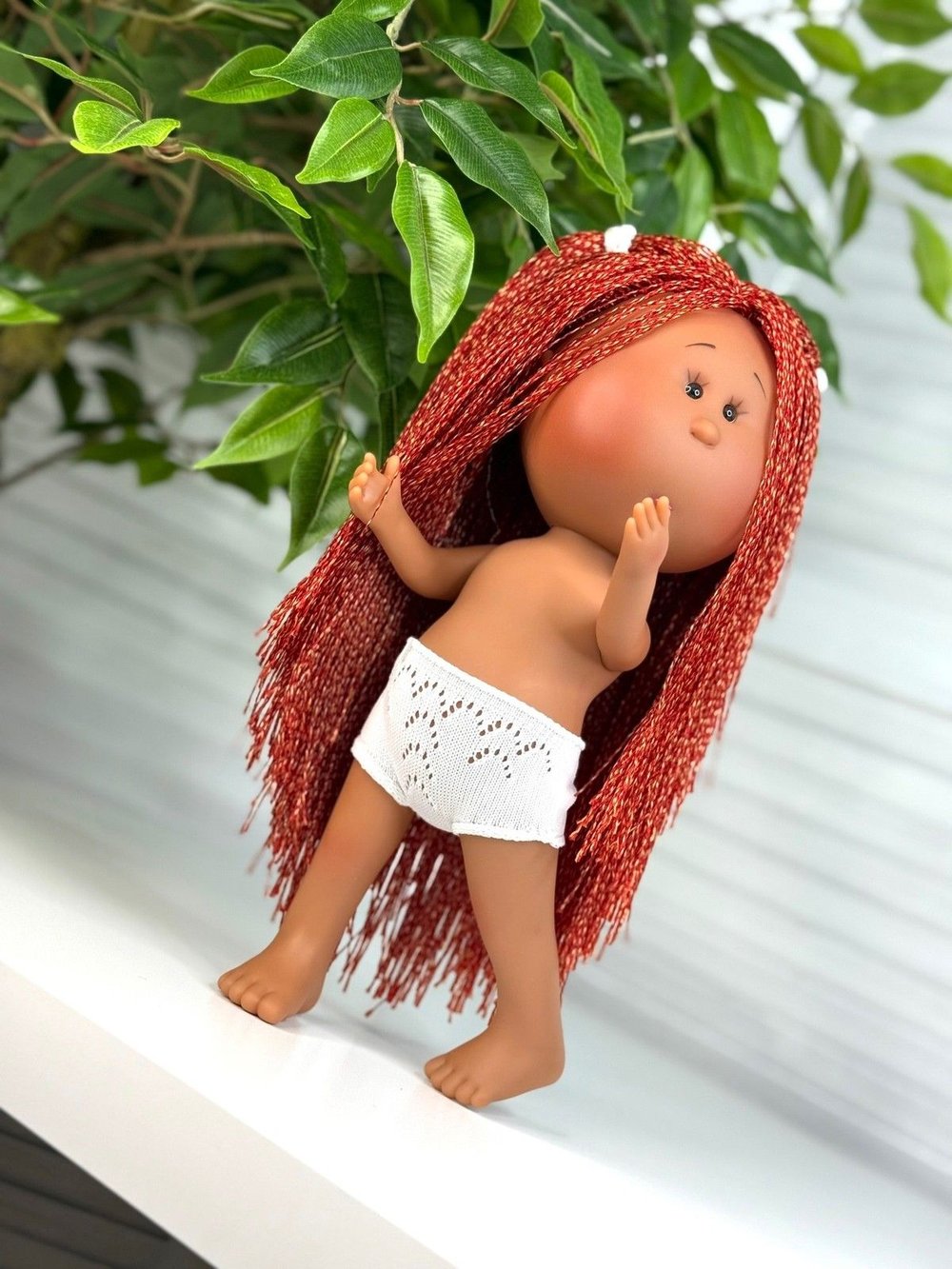 Кукла Nines виниловая 30см MIA LATINA без одежды (3000WL4)