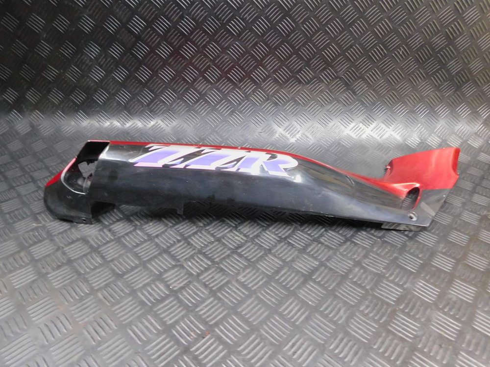 Пластик задний правый Kawasaki ZZR 400 052959