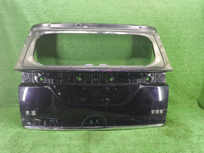 Крышка багажника Voyah Dream (2021-н.в.)