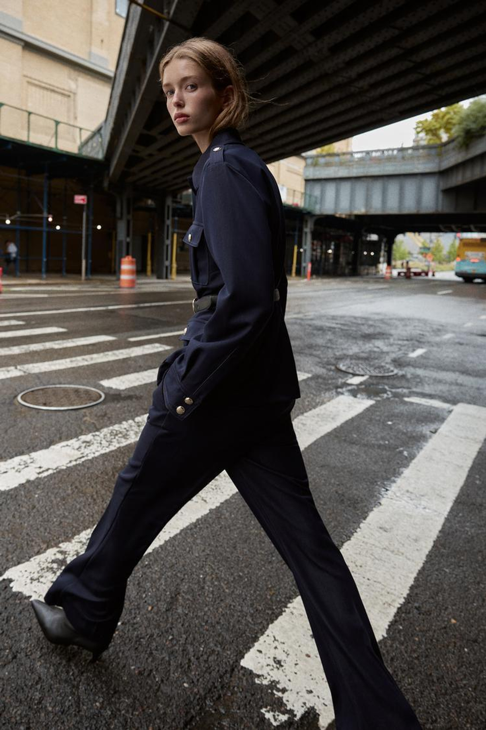 ZARA КУРТКА С ПОЯСОМ И НАКЛАДНЫМИ КАРМАНАМИ, МОРСКОЙ СИНИЙ