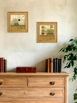 Картина настенная интерьерная в раме "под дерево" 26*26 см