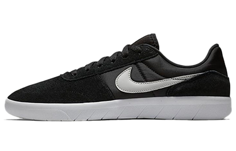 Nike sb team classic trainers store
