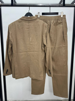 Льняной костюм Kiton
