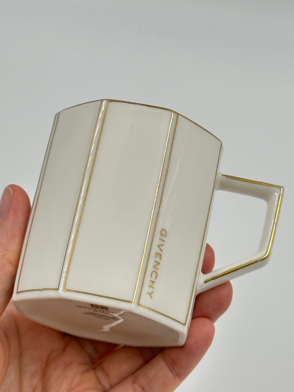 Чашка Givenchy by Yamaka