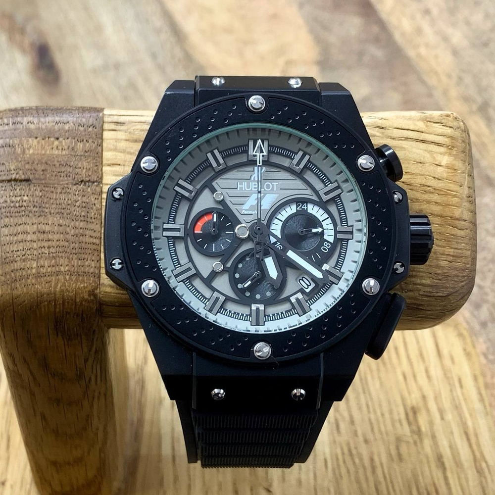 Часы Hublot