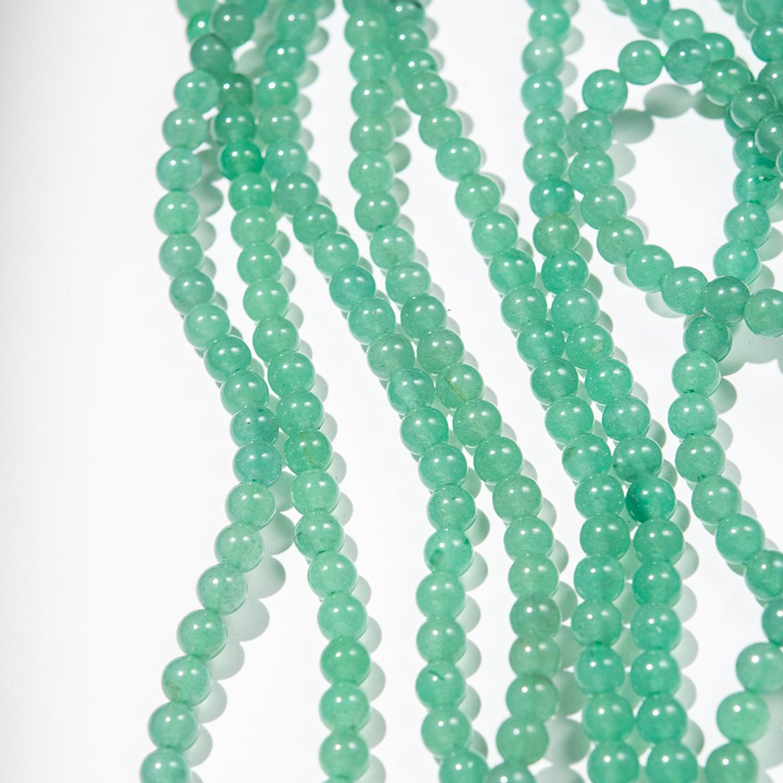 Нефрит (имитация из халцедона), 6,2мм, шар