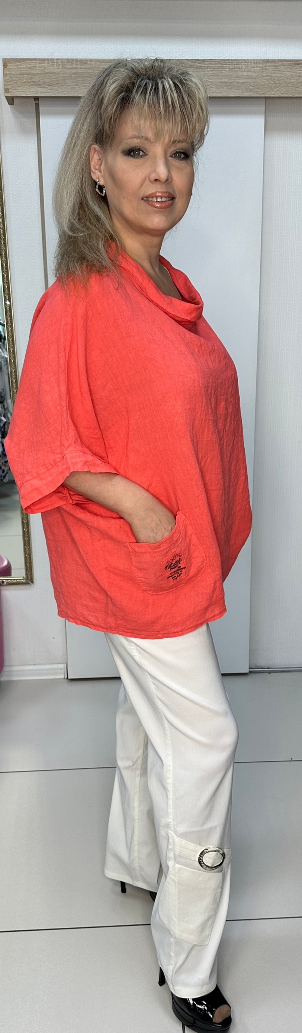 Льняной легкий блузон-пончо с хомутом