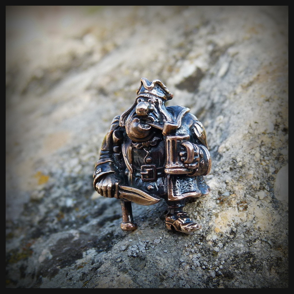 Бусина "Пират" для темляков или браслетов , бронза